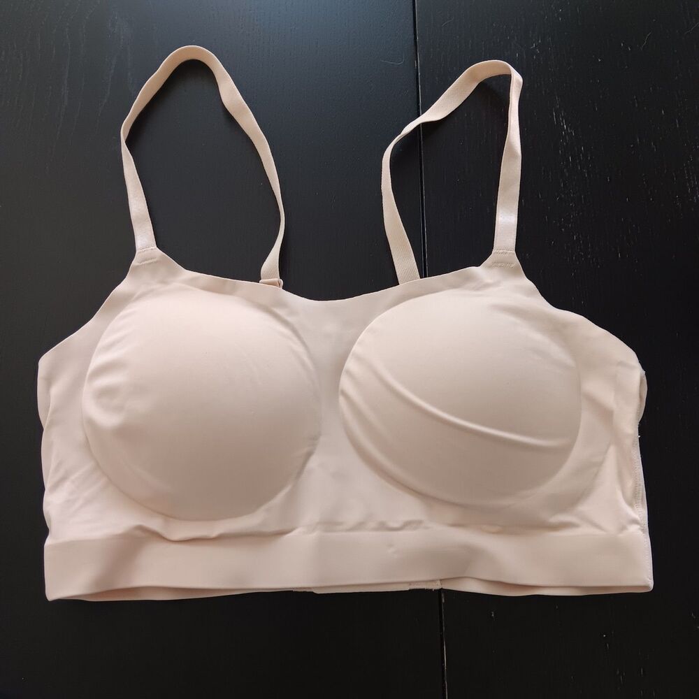 Soma enbliss luxe adjustable bralette in beige Removable cups NWOT Size M